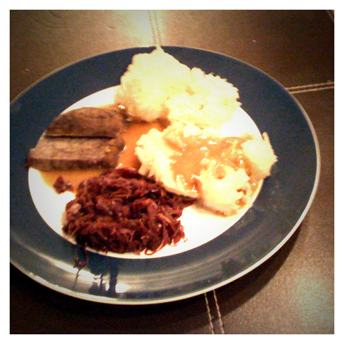 Sauerbraten mit Thüringer grünen Klößen und Rotkraut